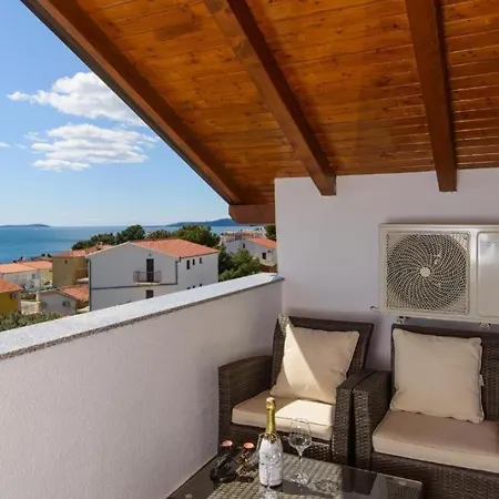 In Okrug Gornji With Sea View, Balcony, Air Conditioning, Wifi 5134-3 Apartment
